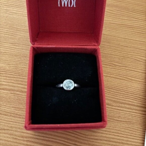 Me & Ro Platinum and Rose Cut Natural Diamond Ring Bezel Set .37 ctw - Picture 1 of 9